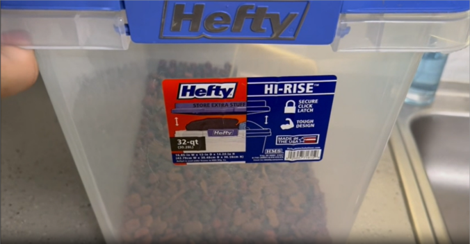 Hefty Hi-Rise Storage Bins